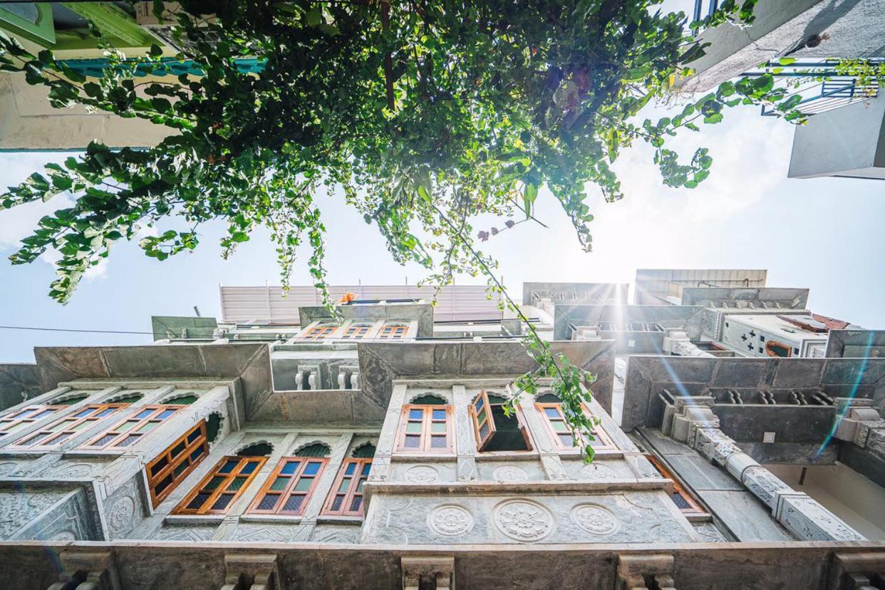 Lassi Guest House Udaipur Luaran gambar