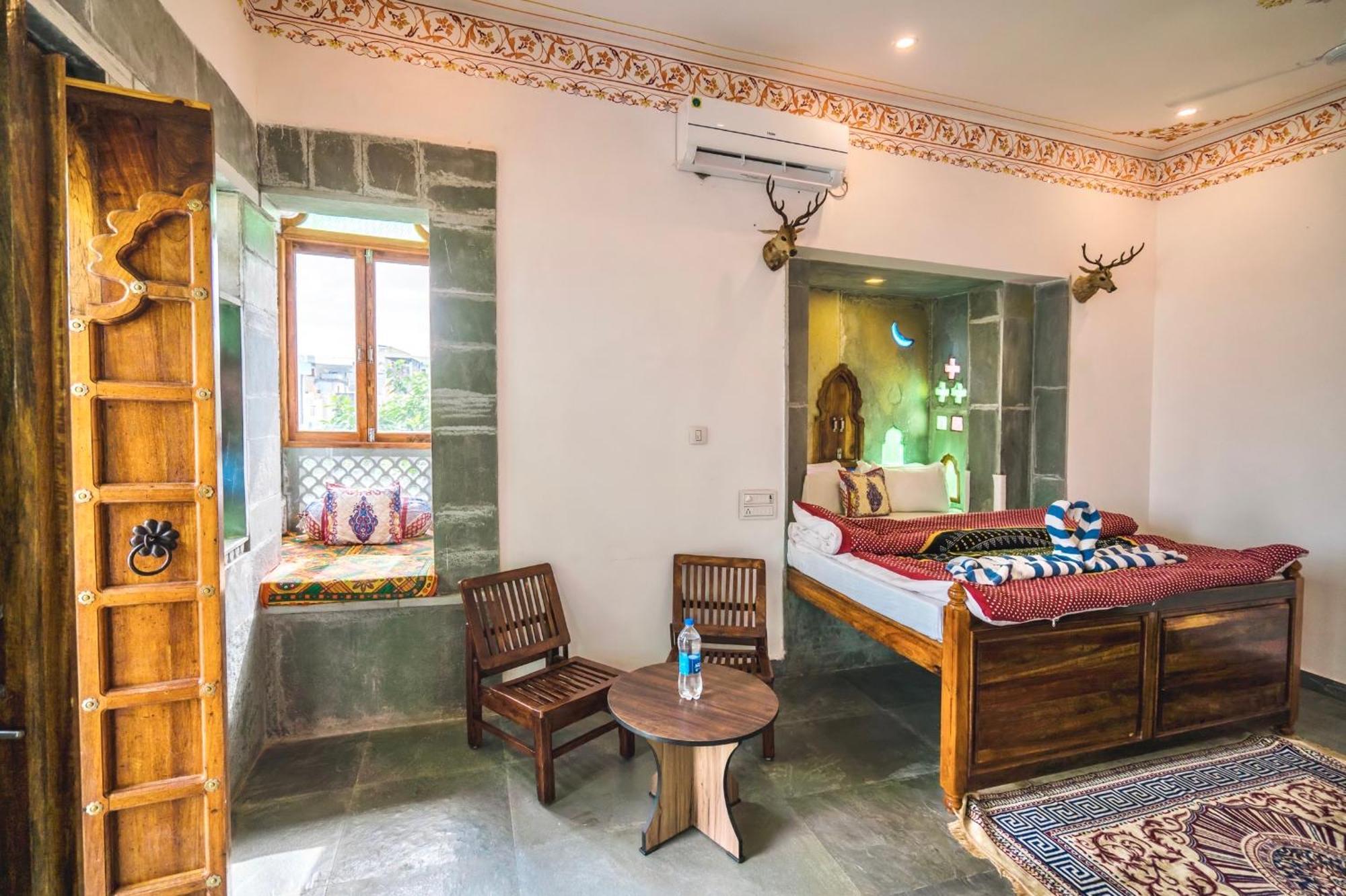 Lassi Guest House Udaipur Luaran gambar
